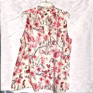 NWOT Emma & Olivia Sleeveless Top